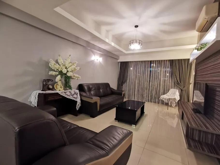 Glamorous At Kinta Riverfront Apartment ايبوه
